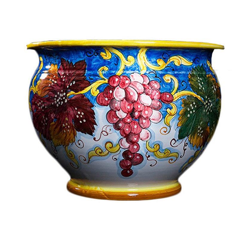 Uvas decoradas con jarrón