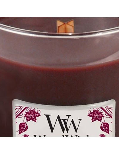 Woodwick medium apple candle