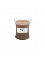 Woodwick medium candle to biscuit