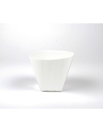 D&M Vase gefaltet in weißer Keramik 8 cm