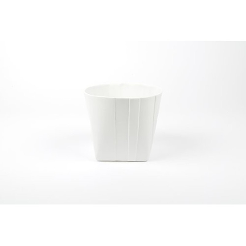 Jarrón D&M plegado en cerámica blanca 14cm