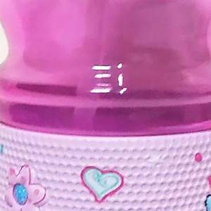 Botella de agua deportiva de plástico