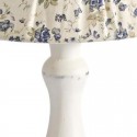 Table lamp with decorative lampshade